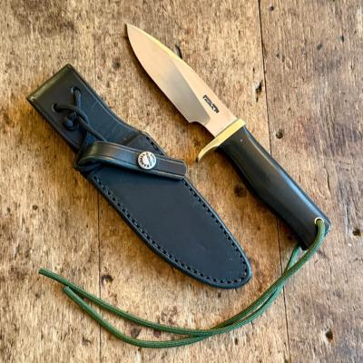 Woodsman No 28  - Micarta noir