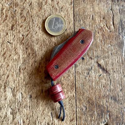 Micro Mahousse - Micarta Rouge